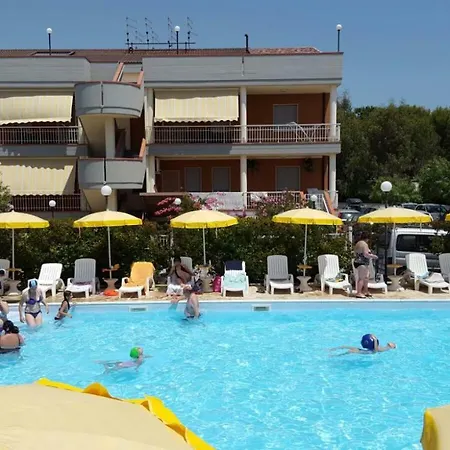 Ex Colonia Marina Pool Bernalda